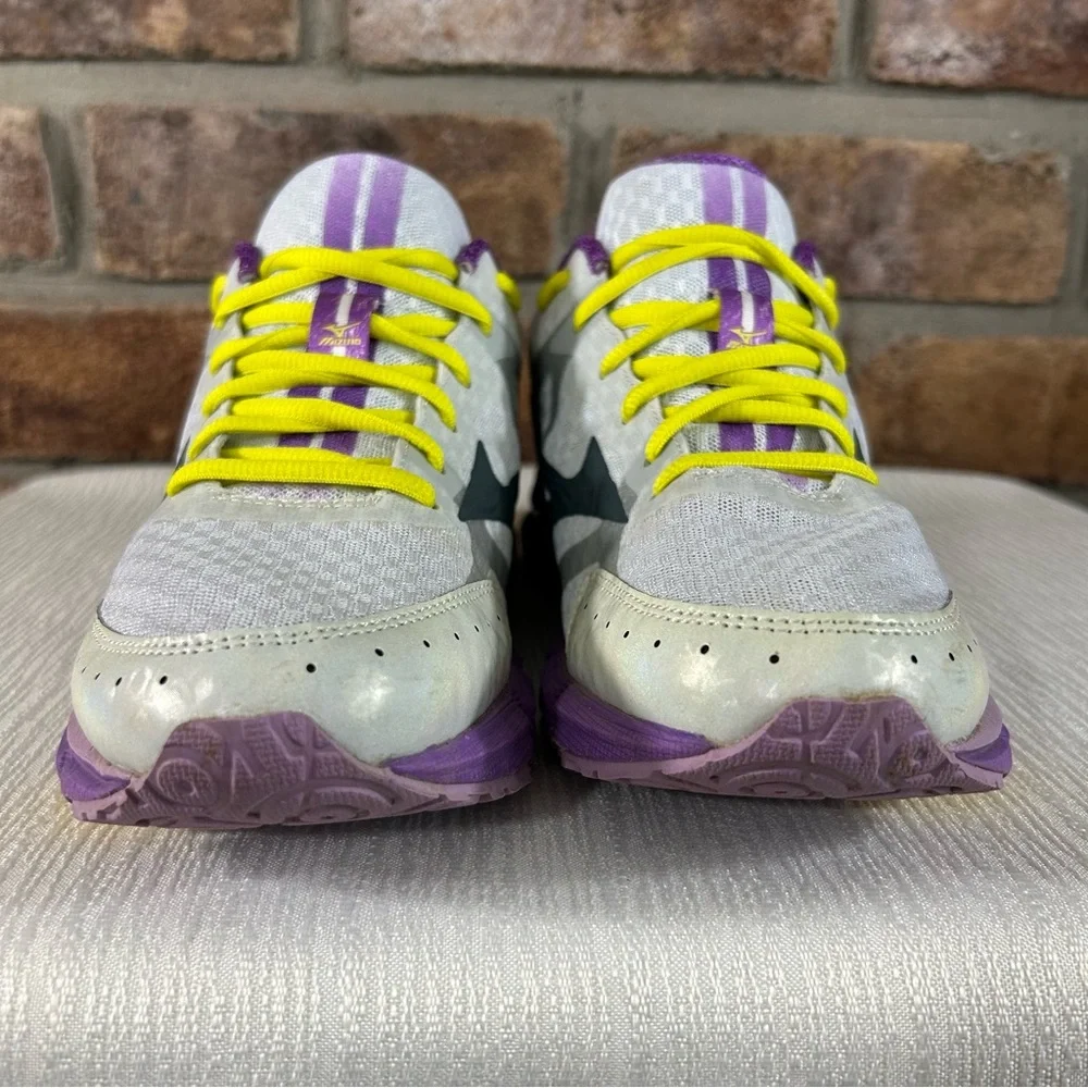 MIZUNO Wave Rider 17 Women’s Running Shoes